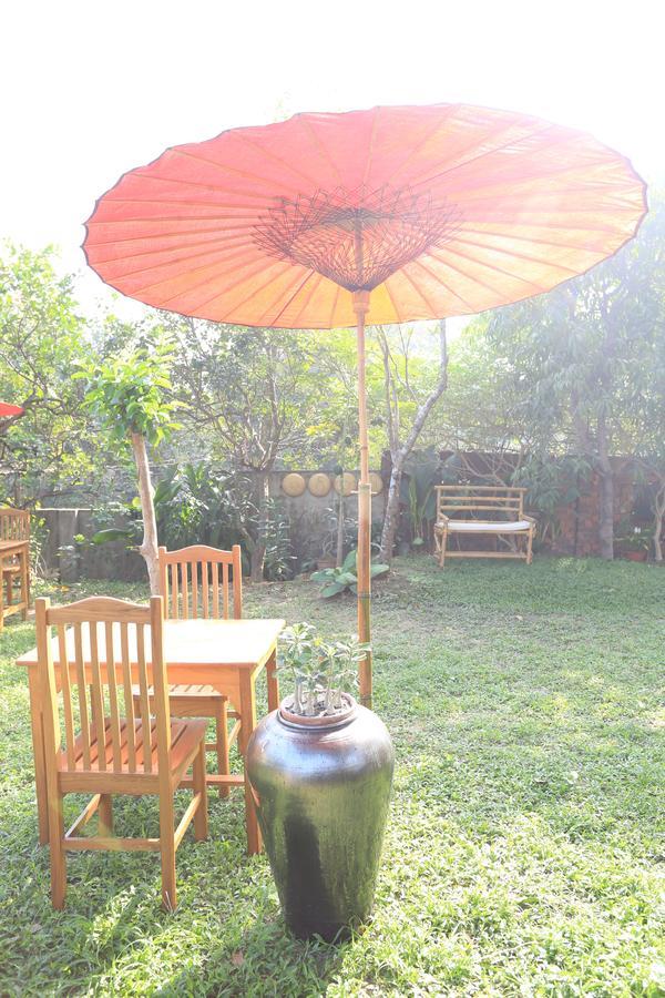 יאנגון Mango Hill Inn מראה חיצוני תמונה