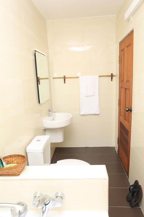 יאנגון Mango Hill Inn מראה חיצוני תמונה