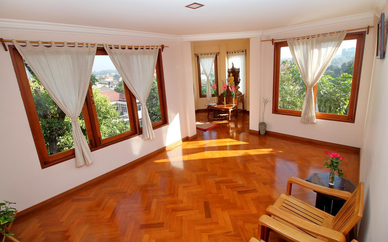 יאנגון Mango Hill Inn מראה חיצוני תמונה